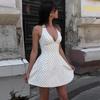 Robe Mini à Col Halter en V à Pois Sans Dos Coupe Ajustée Ligne A Robe d'Été pour Fête