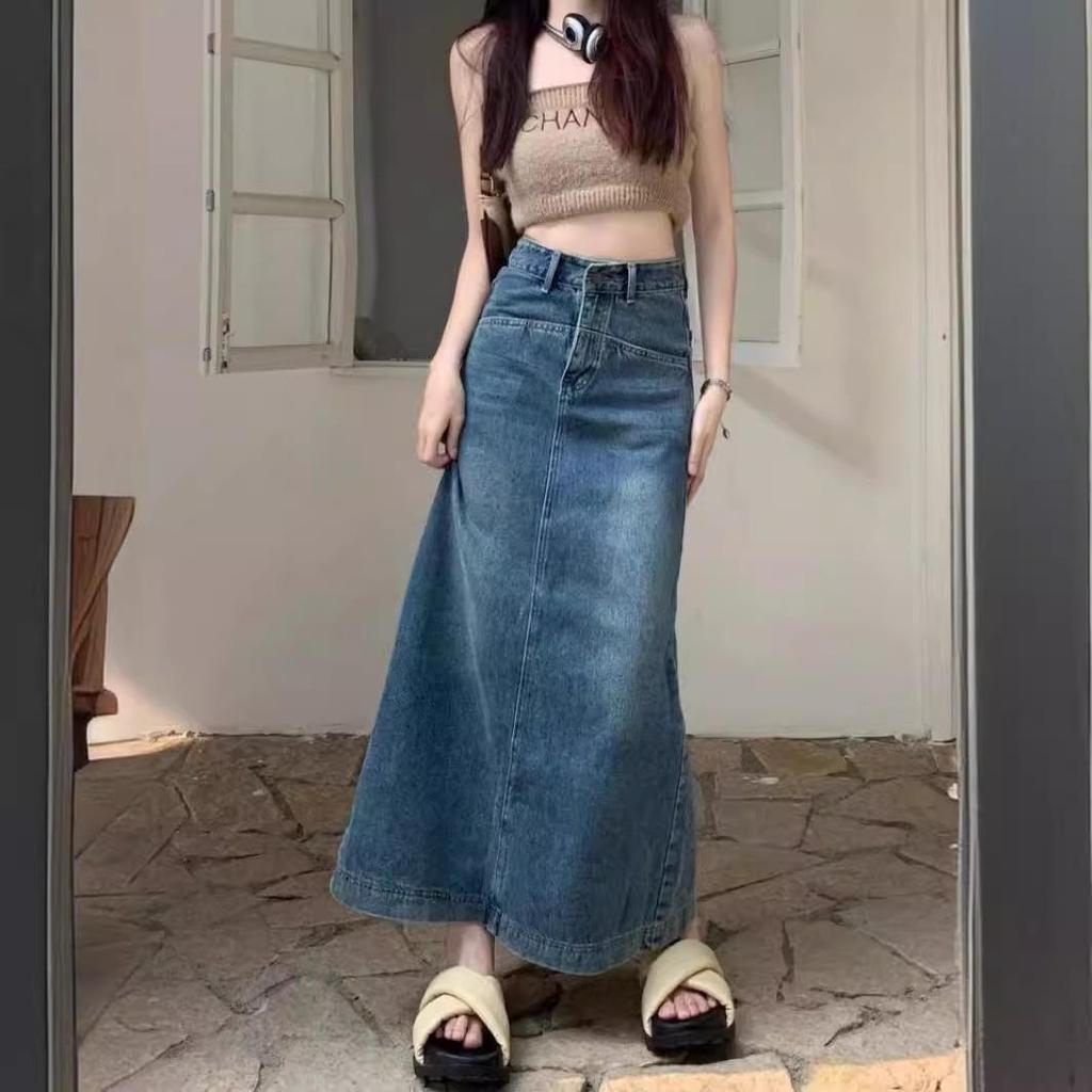 Retro American Style High Waist Slim A-Line Denim Skirt for Women - Petite Autumn Design with Back Slit
