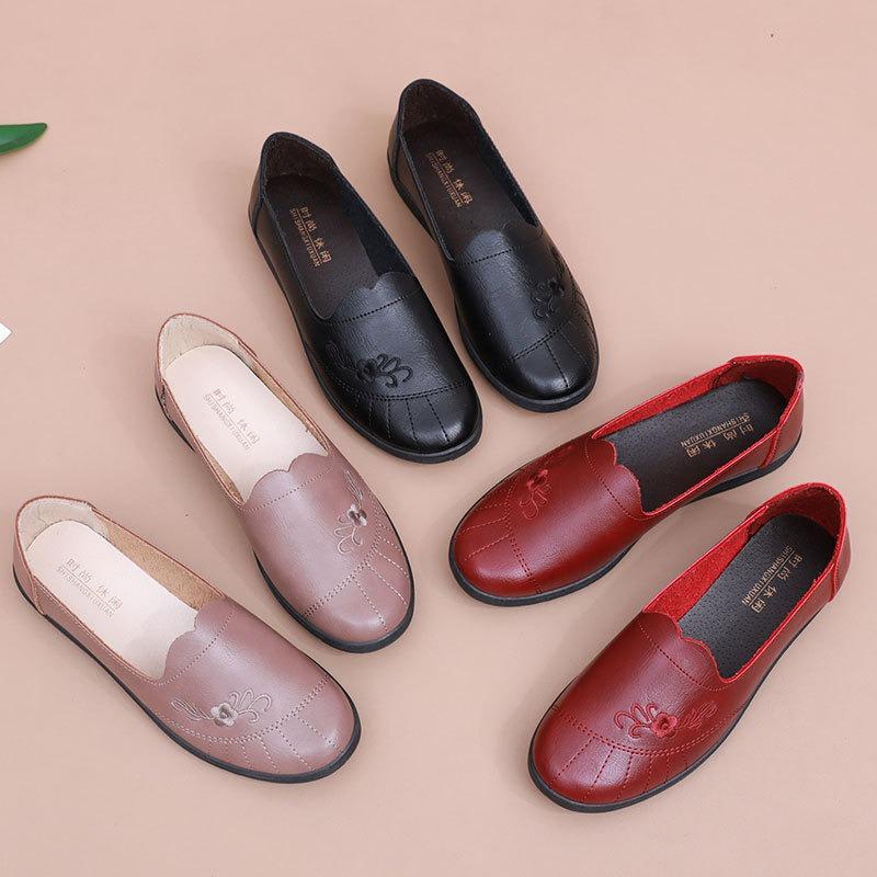 Spring New Shoes Comfortable Soft-soled Single Shoes Medium Leather Shoes Flat-soled Elderly Middle-aged and Elderly Women's Shoes