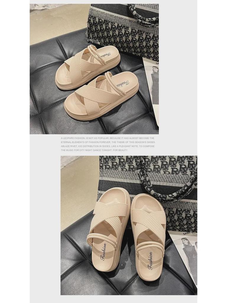 Chinelos de Plataforma de Verão Femininos - Sandálias Rasteiras Casuais Elegantes com Solas Grossas e Design Floral Elegante.