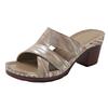 The new large-size shoes are simple, European and American style thick-heeled slippers.
