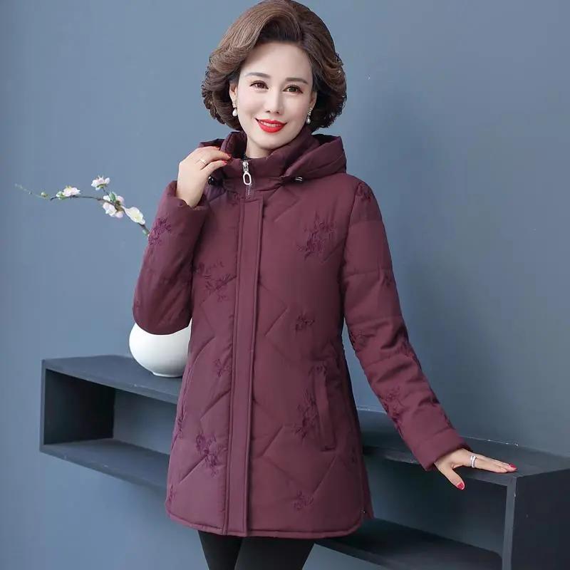 Mom Winter Down Padded Jacket Overcoat Fashion Loose Hooded Warm Parka Women Thicke Embroidered Cotton Jacket