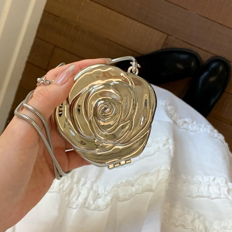 Trendy flower shape niche design aesthetic temperament high-end texture mini exquisite messenger bag women