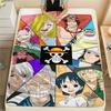 Koc Flanelowy z Nadrukiem Postaci z One Piece, Wysoka Jakość, Wygodny na Wszystkie Pory Roku, Wystrój Domu, Ciepło i Komfort, Idealny na Prezenty Świąteczne