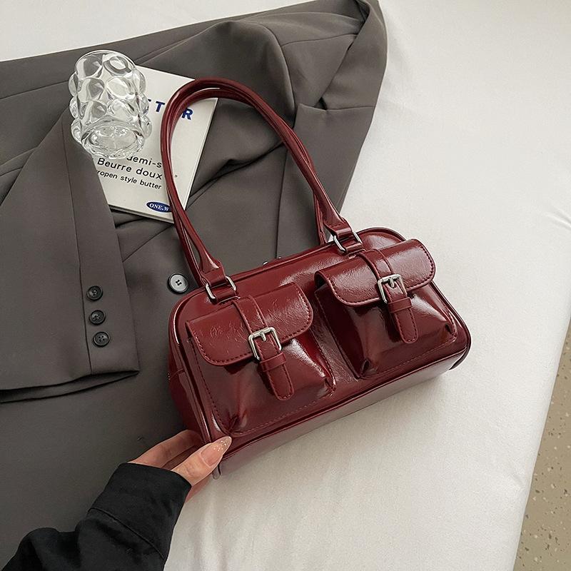 High-end, Niche Underarm Bag, Trendy and Retro Shoulder Bag, Versatile for Work and Commuting