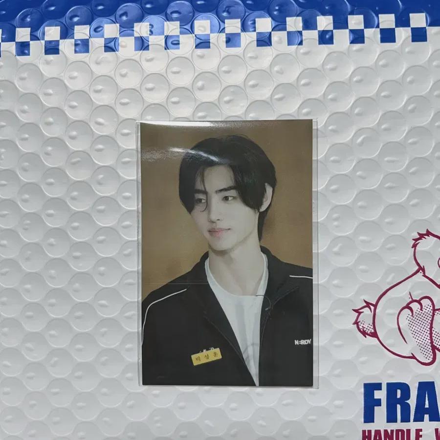 

Nhyfen & Clock Nhi School Wevers Photocard Sell