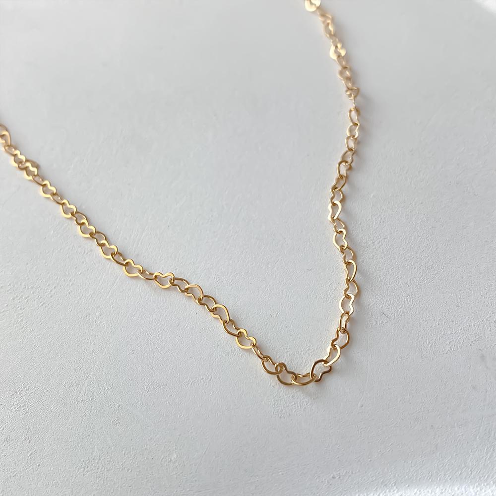 EManco 14k Gold PVD Plated Hypoallergenic Stainless Steel Heart Link Chain Necklace Jewelry Women