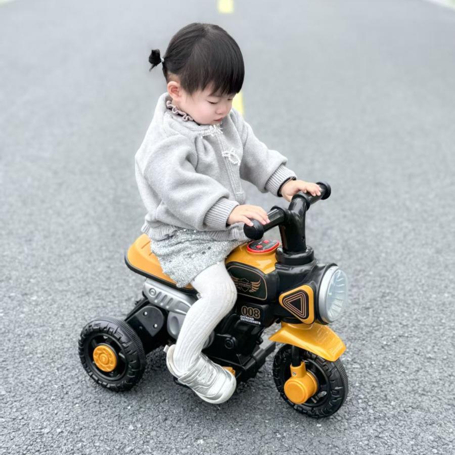 Elektrisk trehjuling för barn med uppladdningsbar motor och glidfunktion – Pedagogisk leksak för pojkar och flickor