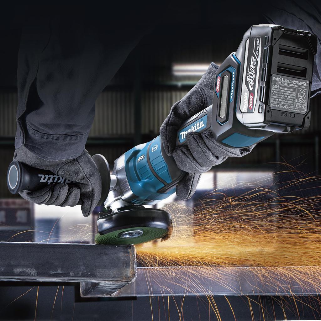 Makita GA053GZ 125mm Rechargeable Disc 40Vmax and Charger Sold Grease, (Battery Separately)