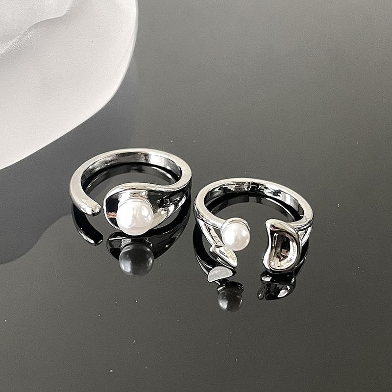 Retro Ring Women'S Niche Design Sense Silver Open Index Finger Fashion Personality Temperament Advanced Sense Cold Wind Ring