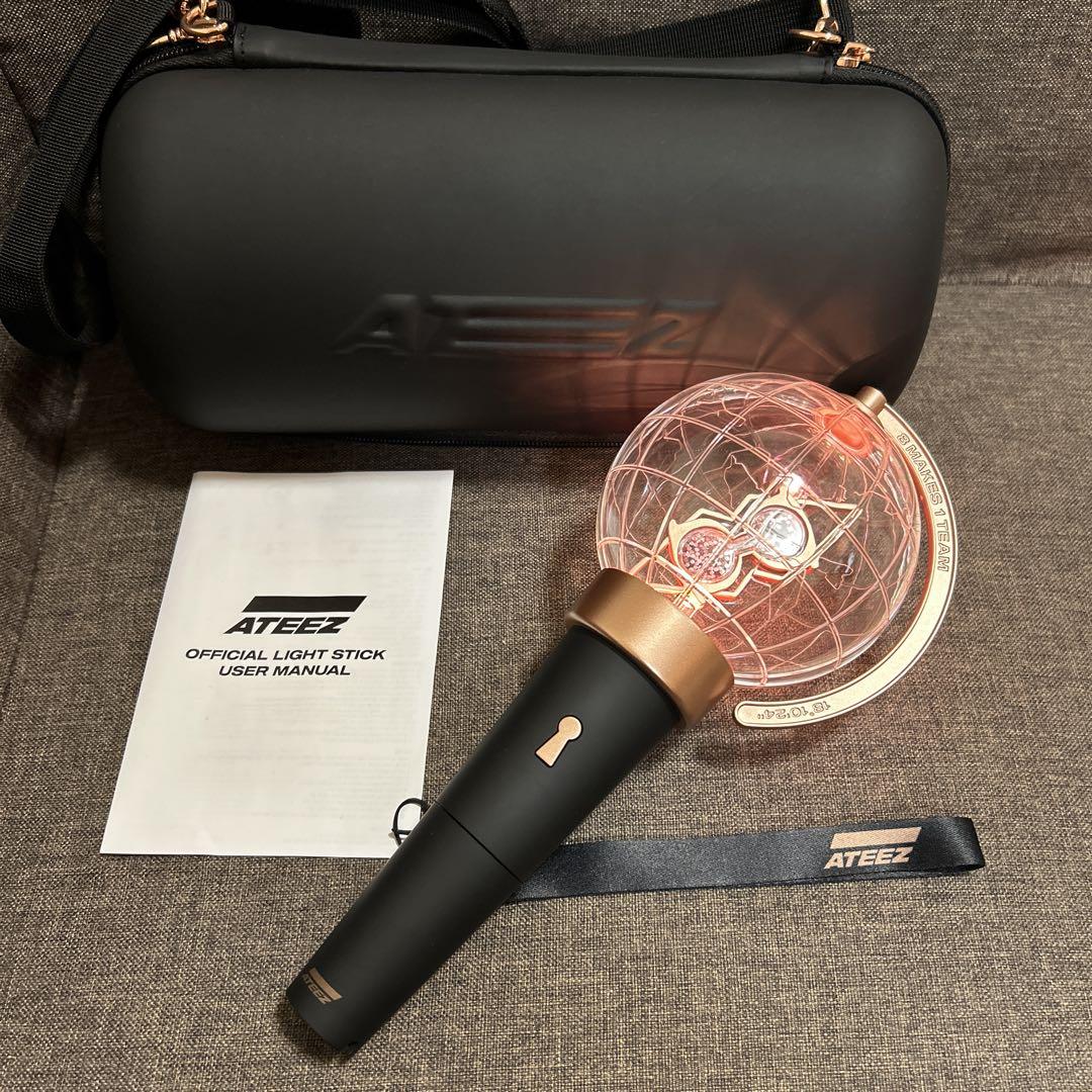 

[Б/У] Официальный лайтстик ATEEZ версии 1 Lightini с чехлом для лайтстика