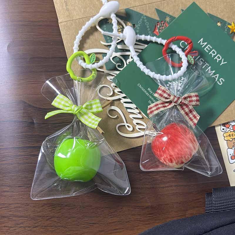 1/2 Stück Lustiger Kreativer Weihnachten Frieden & Freude Apfel Schlüsselanhänger Realistischer Fruchtanhänger Taschenanhänger Dekoration Heiligabend Geschenke