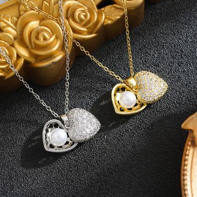 Titanium Steel Heart-Shaped Pearl Shell Necklace – Elegant, Versatile Clavicle Chain for Women