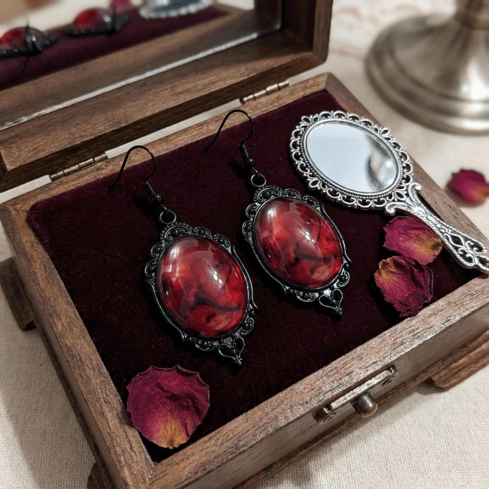 Blood Red Gothic Resin Earrings Oval Shape Drop Earrings Halloween Dangle Earrings Cosplay Events