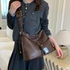 A Retro Casual Single-shoulder Crossbody Bag for Commuting To Work, A Soft Leather Large-capacity, Relaxed Tote Bag