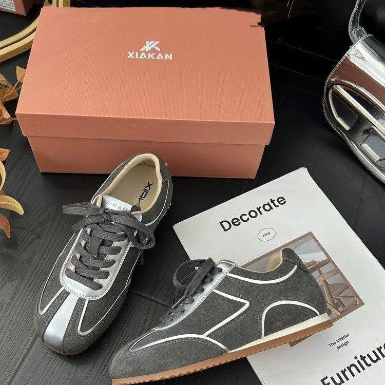 Inner height increase 5cm retro German training shoes women's autumn 2025 new leisure sports soft sole German training board shoes children