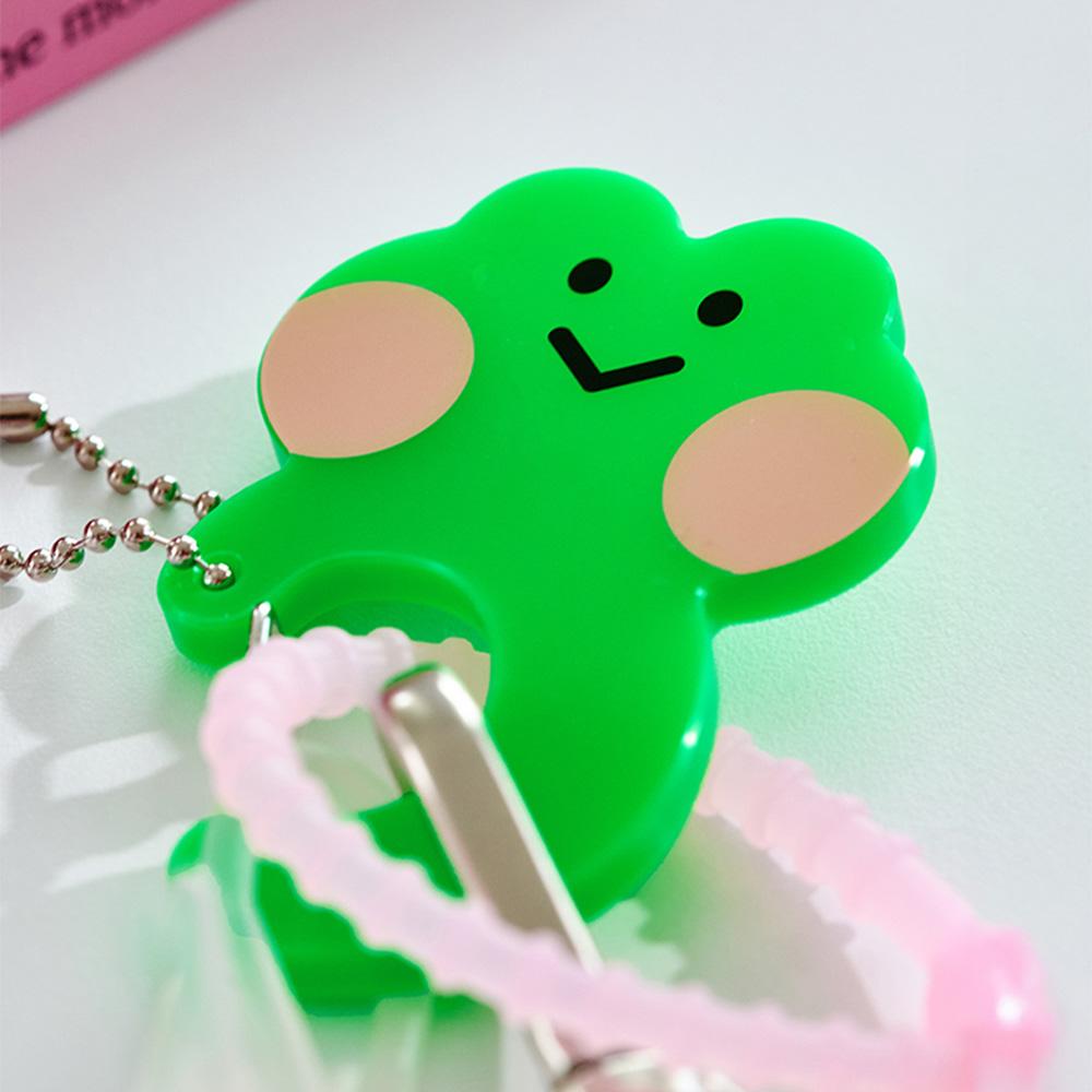 LINE FRIENDS Minini Stay With Lenini Carabiner