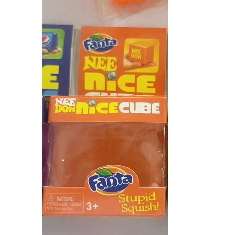 1 Stück Schöner Würfel Sensorischer Stressabbauer Fidget Spielzeug für Angst Fokus Schreibtisch Sensorischer Würfel für Erwachsene Knetspielzeug Geschenk