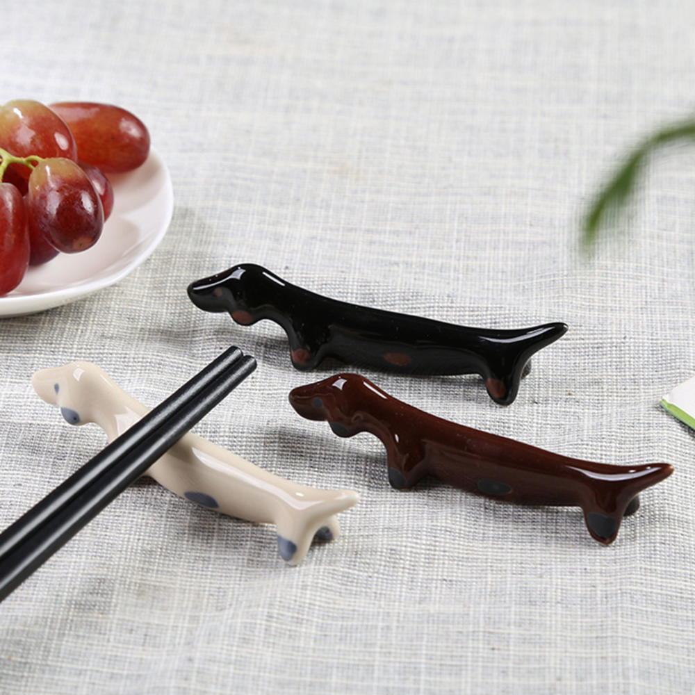 1Pcs Cute Ceramic Dachshund Dog Chopsticks Holder Spoon Forks Knife Rest Stand Lovely Rack Stand Tableware