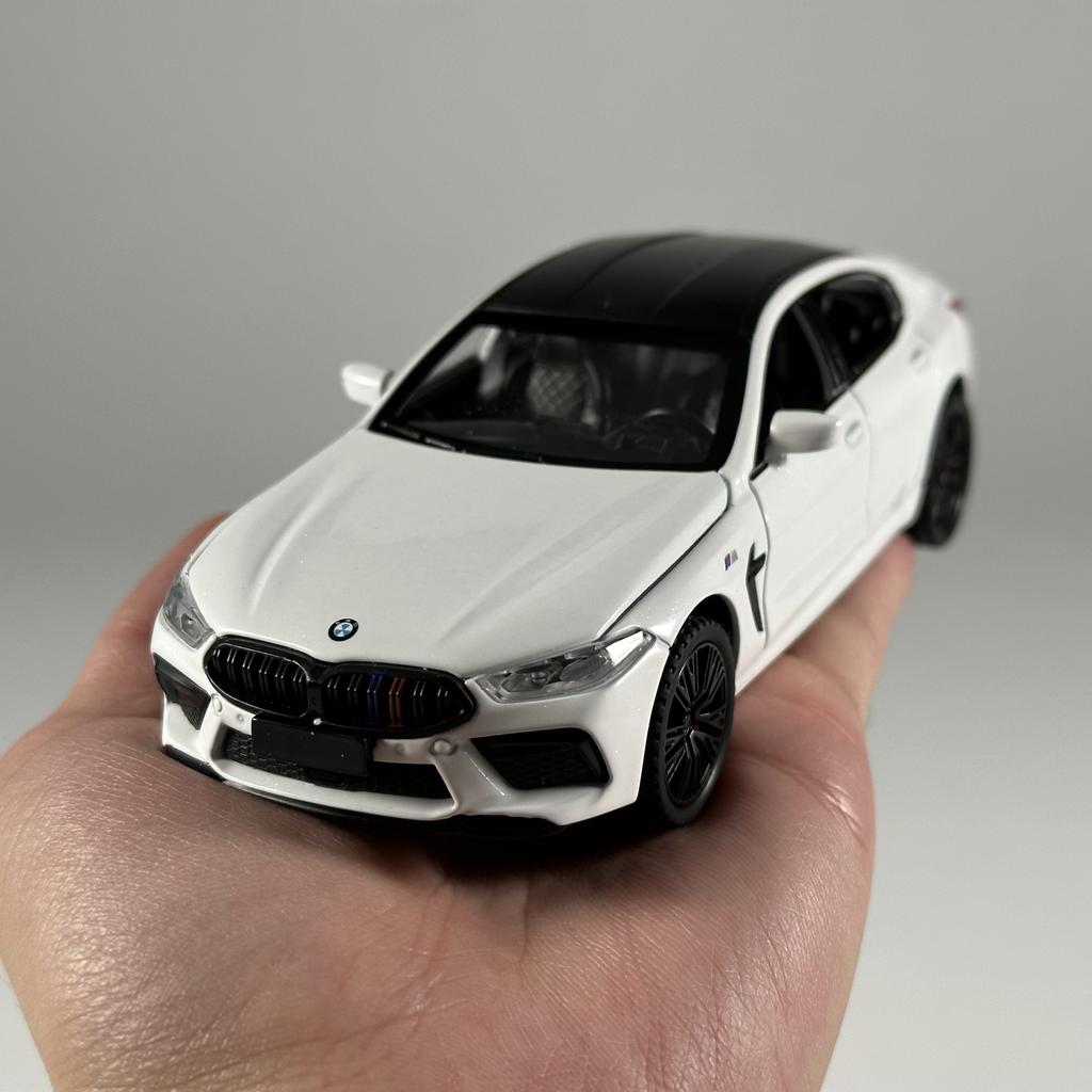 1:32 BMW M8 MANHART MH8 800 Supercar Alloy Metal Diecast Model Car Sound and Light Pull Back Children's Toy Collectible Birthday