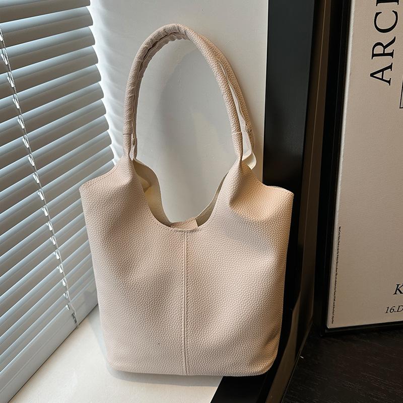 

Large-capacity tote bag women s 2025 new popular handbag women s simple and versatile fashion commuter shoulder bag