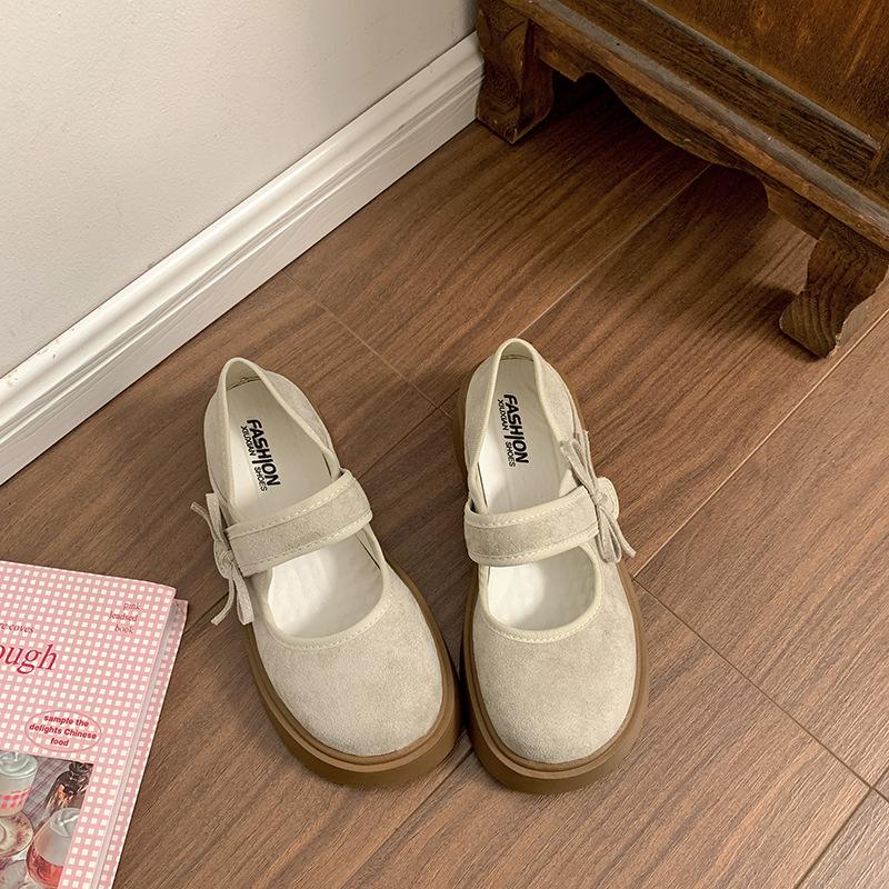 Retro French white thick-soled light-mouth cool single shoes women's summer 2025 new models with skirts to increase the height of round-head Mary J