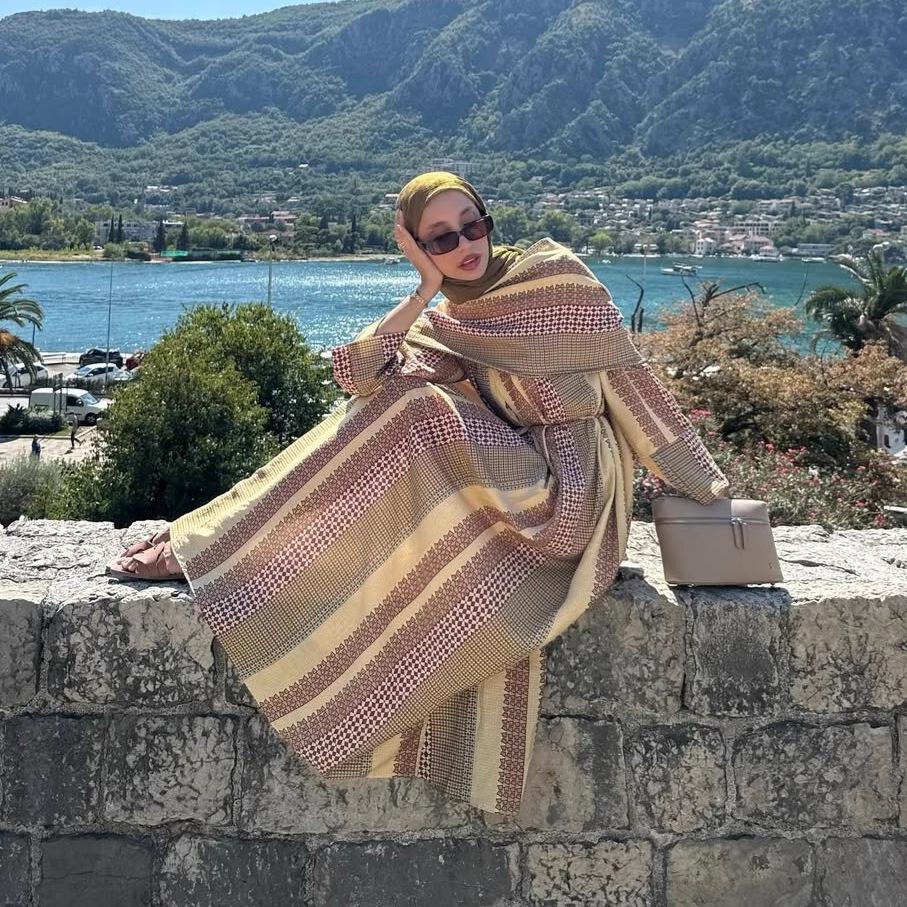 Middle East Arabian Women's Autumn New Fashion Printing Slim Sleeve Casual Dress Long Dress