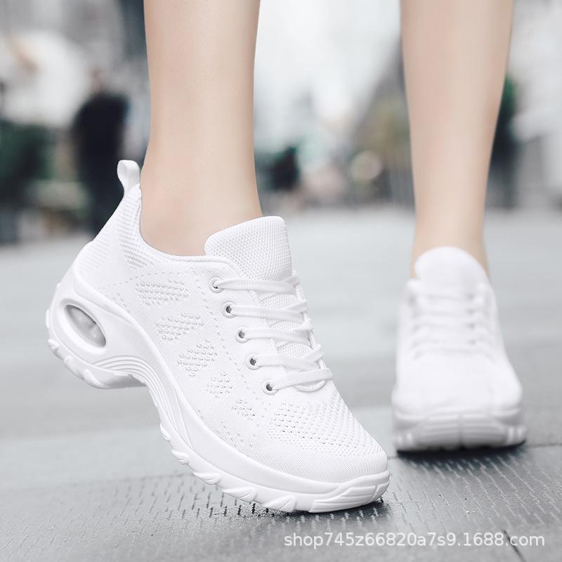 

White dance shoes dancing shoes square dancer soft-soled running sports shoes light air cushion ghost step dancing shoes new 35
