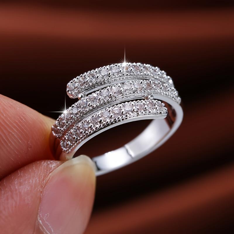 Micro-inlaid zirconia simple and elegant ring
