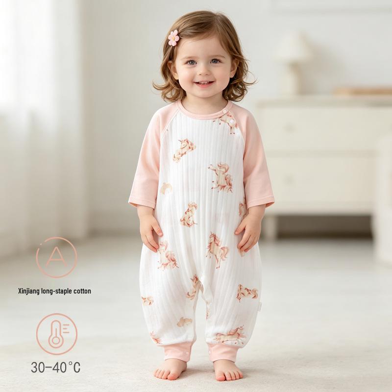 Summer Ice Cool Anti-Kick Split-Leg Sleeping Bag for Newborns - Lightweight and Comfortable