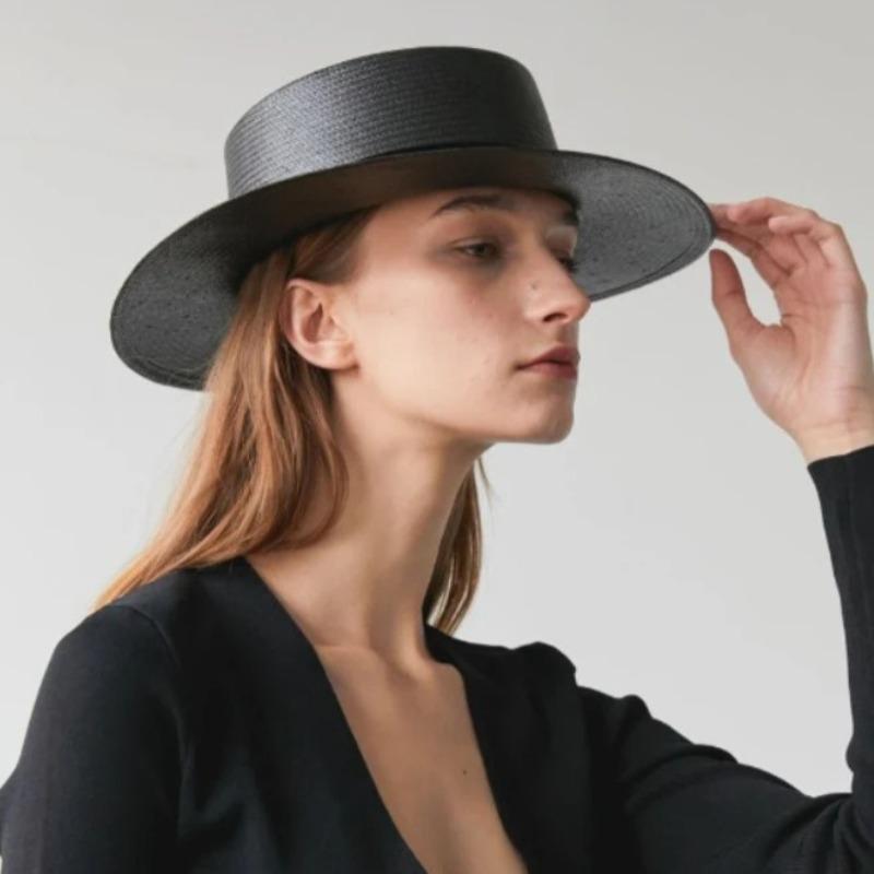Sommer Hochwertig Flache Krempe Pariser Retro Sonnenhüte Schwarzer Strohhut Luxusmarke Strandkleid Hut für Damen Kappe Dame