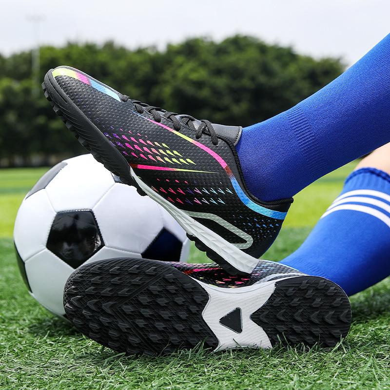 Training Football Shoes Low Top Nails Leather Foot Shoes Artificial Turf Student Nails Male Female Teens