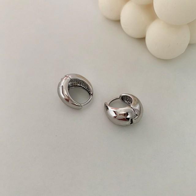 S925 Silver Needle Pearl Stud Earrings for Women