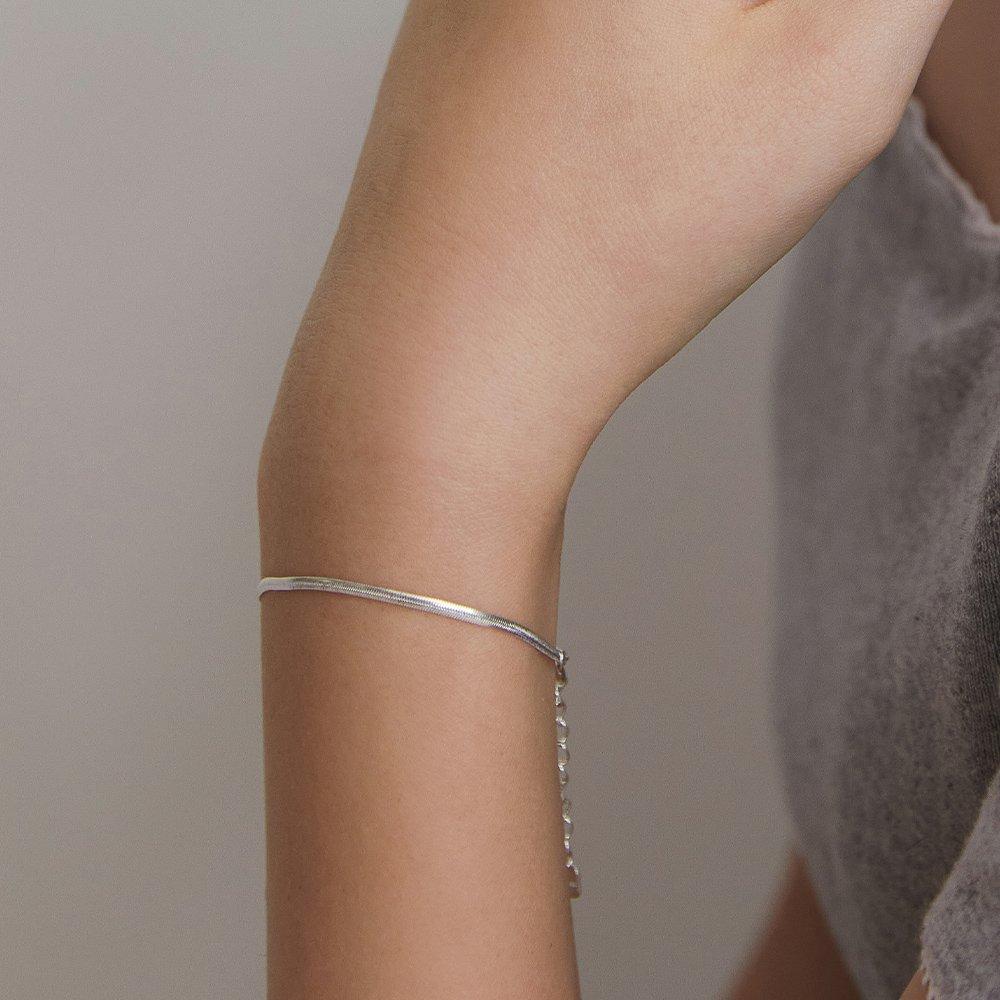 (Silver 925) Modern Flat Snake Chain Bracelet Br1795