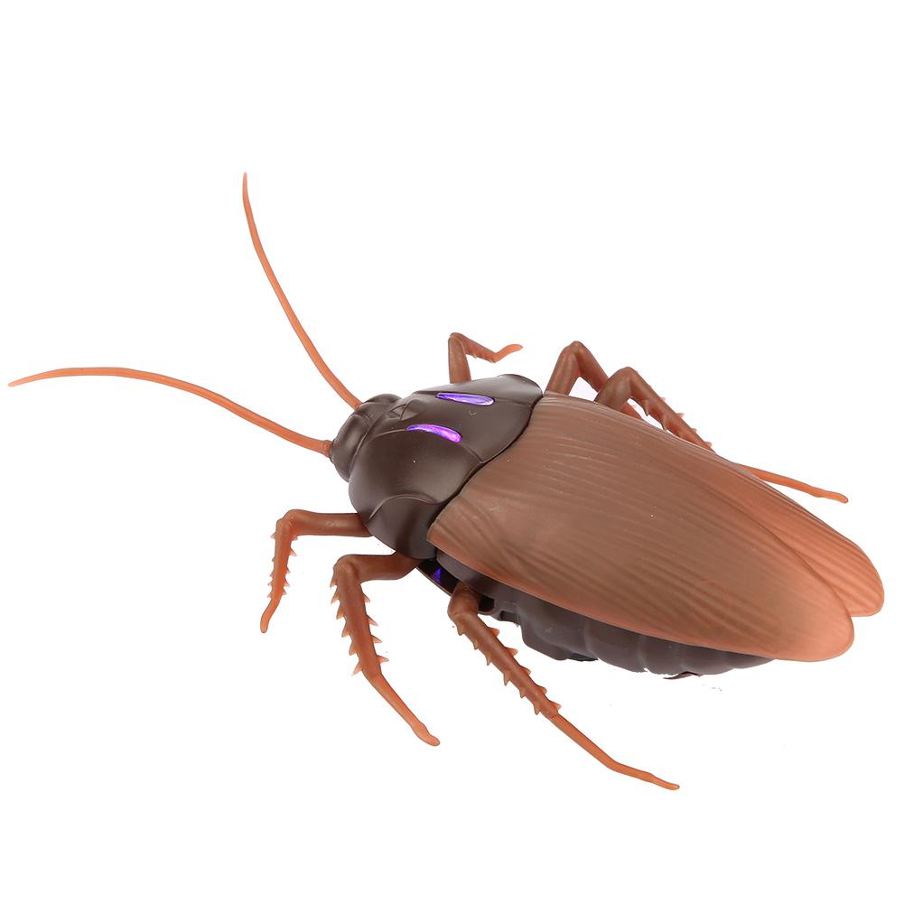 Remote Control Cockroach Toy Fake Crawling Prank Gadget for with Infrared Control for Halloween Christmas Day