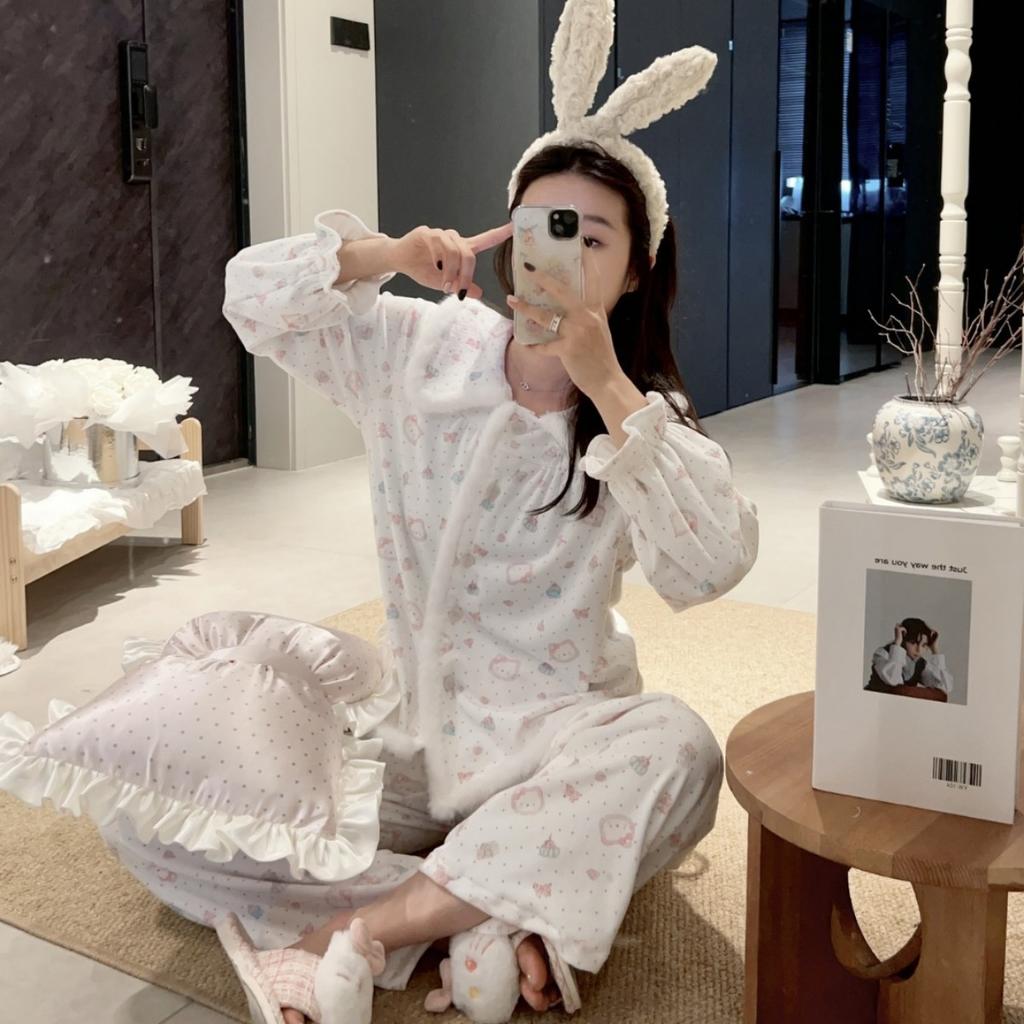 Autumn and winter velvet pajamas women's island velvet cute suit doll collar girl style cartoon student furry loungewear