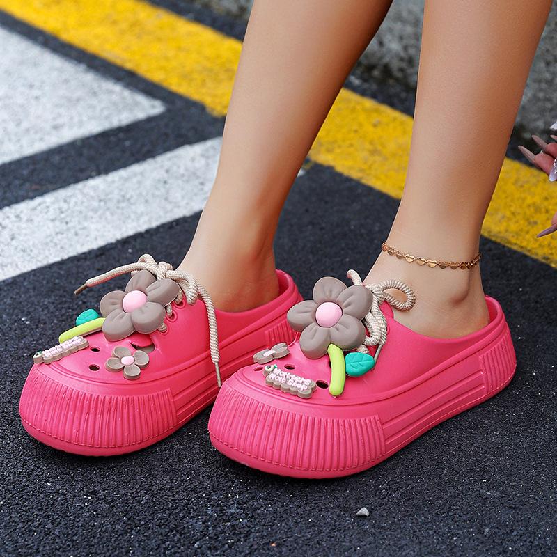 Merk sommer tråkker i dritt jente søte hullsko kvinner kan bruke supertykke kule tøfler om sommeren