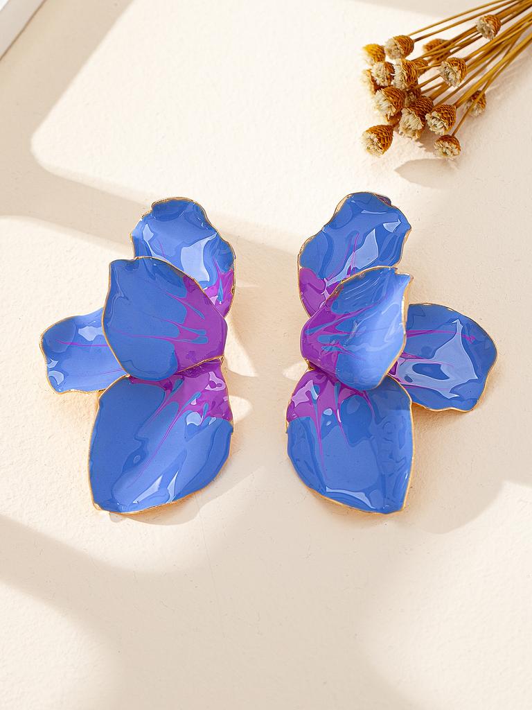 Gradual Change Of Pink Petals Dripping Oil Exaggerated Earrings, Fashion High Sense Sweet Wind Temperament Versatile Earrings