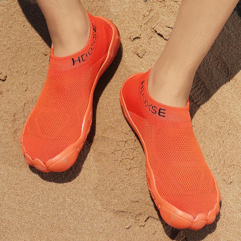 New Indoor Swimming Fitness Shoes Outdoor Mountaineering Beach Wading Shoes Couple Five-finger Socks Creek Tracking Shoes