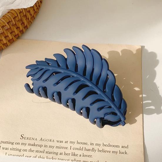 Hair Clip Frosted All-match Hair Accessories Leaf Shape Women Claw Clip for Thin/Thick Hair