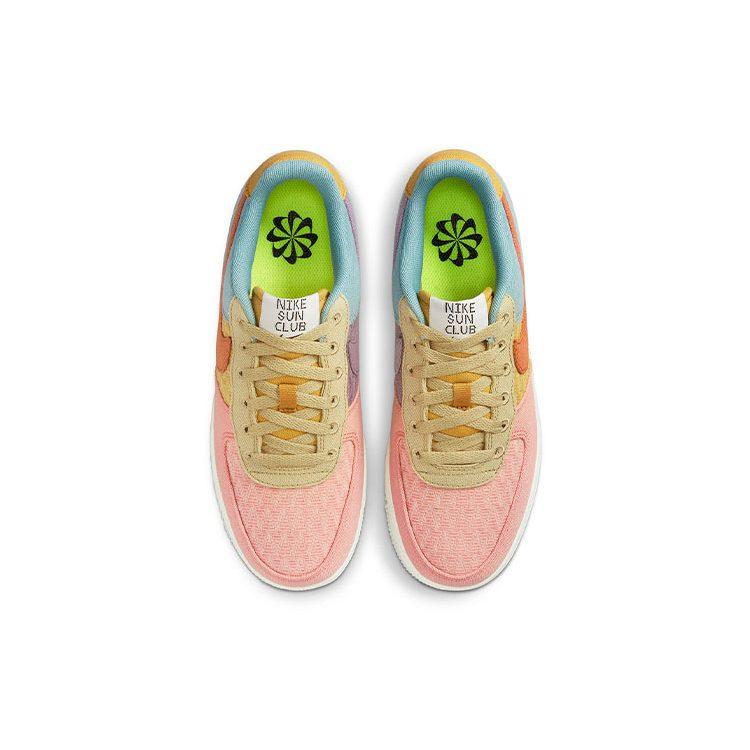 Nike Air Force 1 Low '07 Next Nature Sanded Gold Wheat Grass Light Madder Root Hot Curry Damen DV3808-700