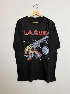 Tops – T-Shirts