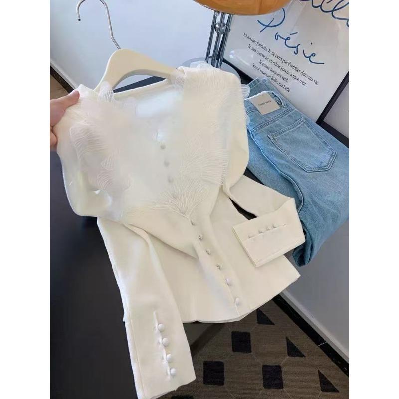 

Женская осенняя трикотажная блузка с трехмерным кружевным вышитым декором и вставками, новая, темпераментная, приталенная и стройнящая, для ношения под низ. L