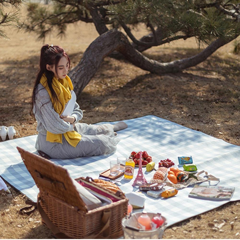 Picnic Mats Thicken Outing Camping Beach Mat Leather Bandage Picnic Blankets Cloth Moisture-Proof for Outdoor Trekking Campiing