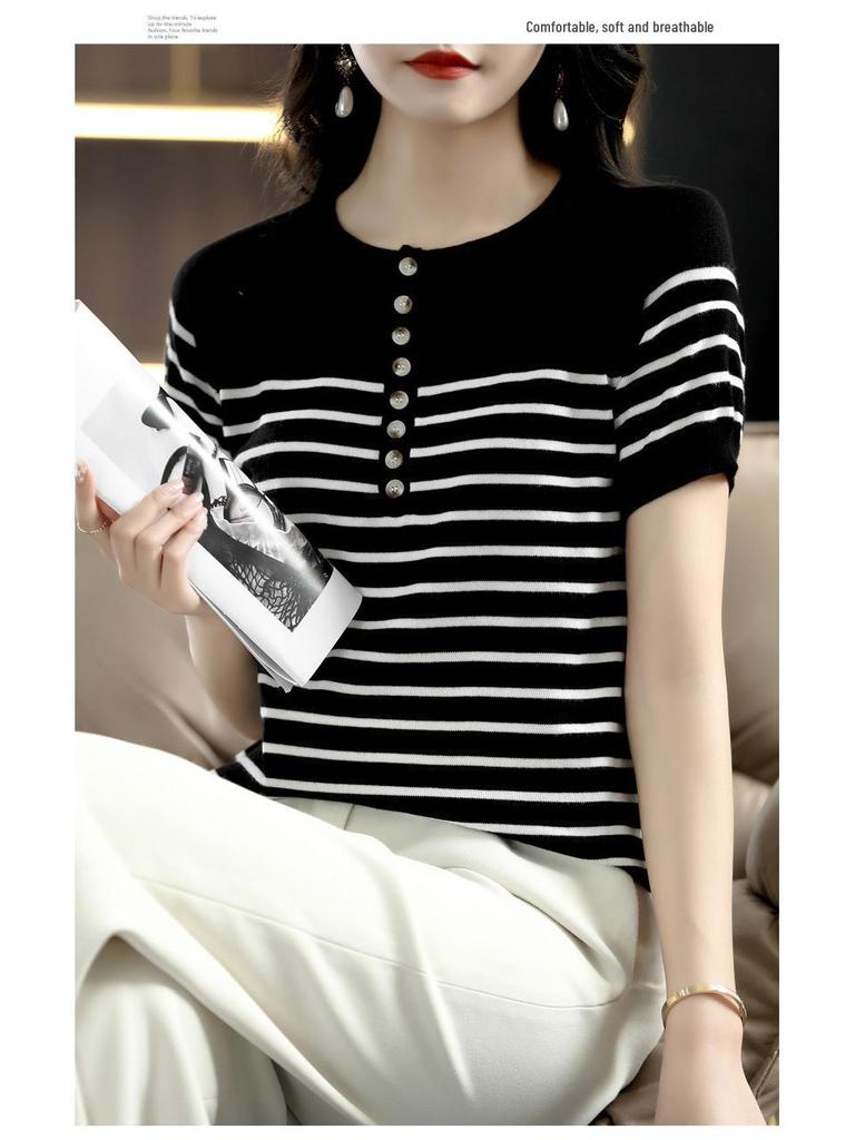 Dámský korejský slim fit pruhovaný svetr s krátkým rukávem v kontrastních barvách