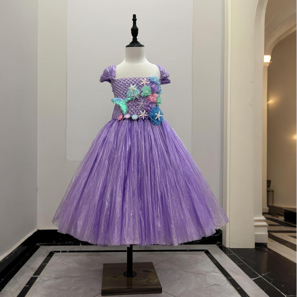 Eco-Friendly Parent-Child Mermaid Fashion Show Outfits - Handmade DIY Materials for Kids' Environmental Fashion