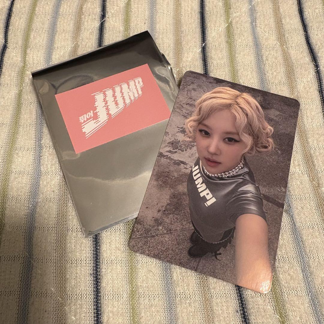 

[USED] BLACKPINK DEADLINE POPUP Rosé