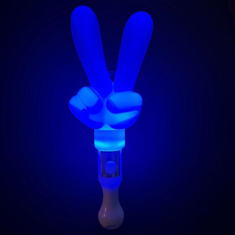 Light-Up Heart & Pentagram Glow Stick with Sound Shaker for Creative Activities