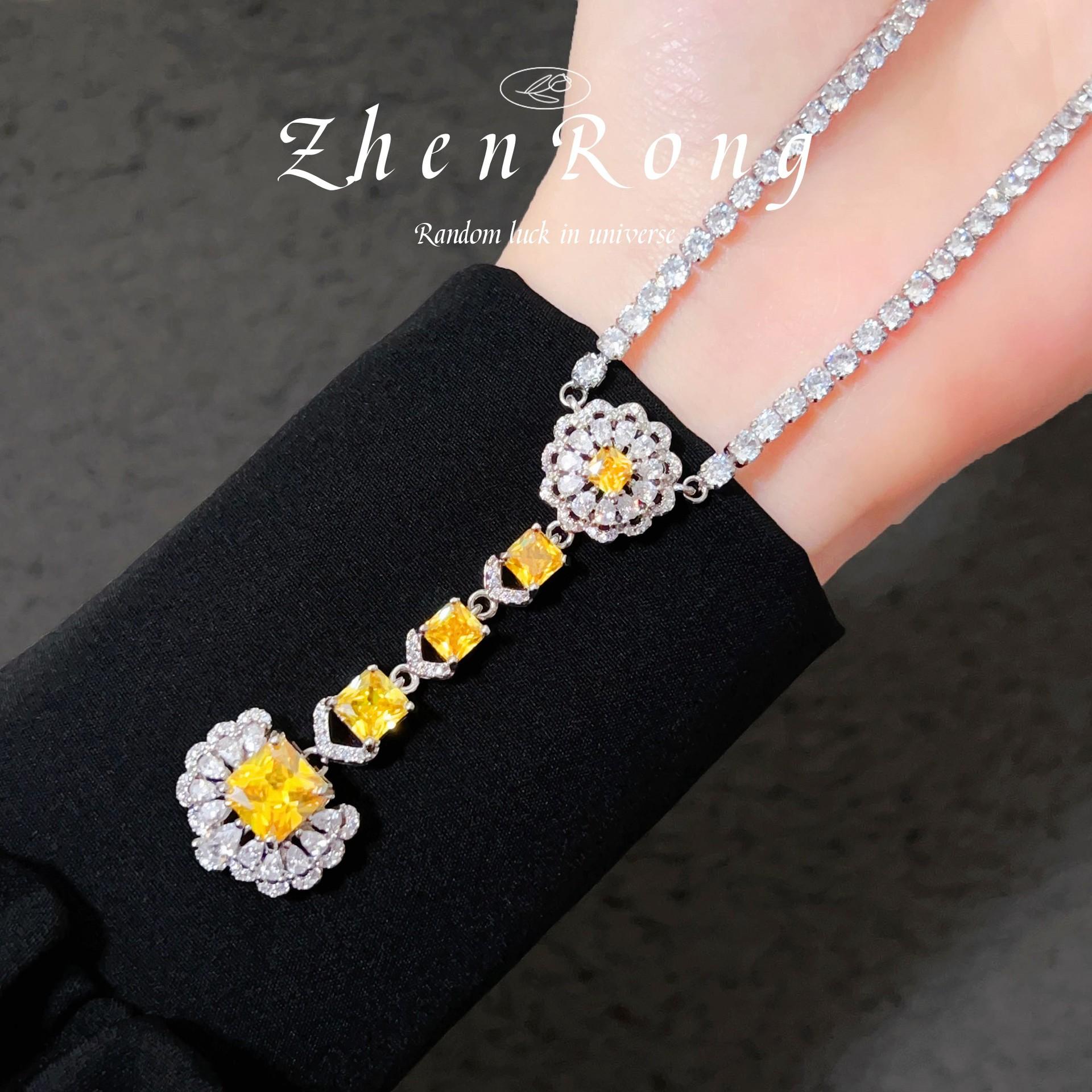 Luxury Premium Bridal Banquet Necklace Earrings Ring Set Super Shiny Zircon Earrings Pendant Temperament Earrings