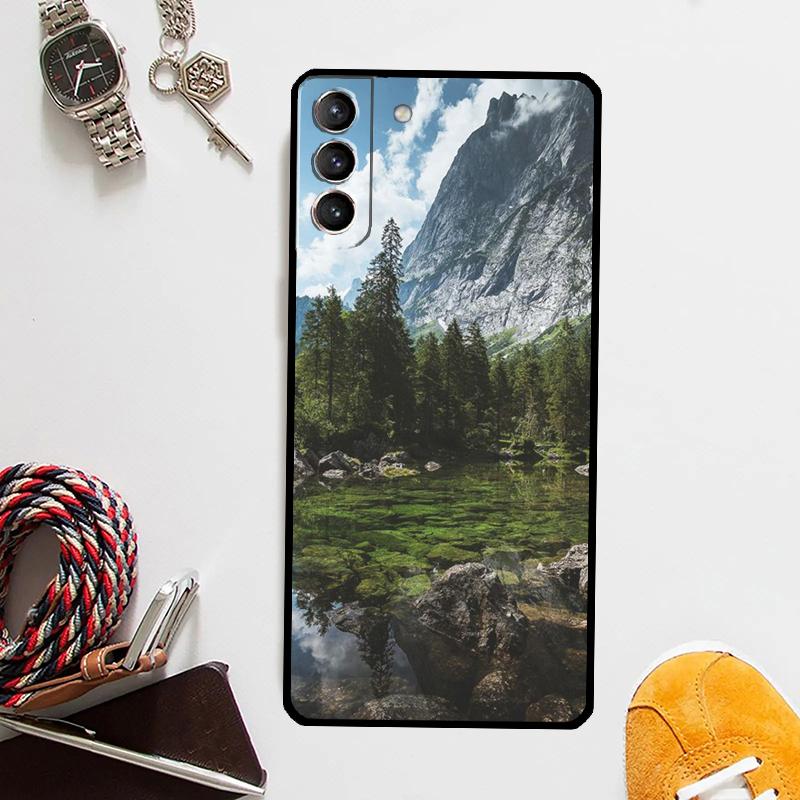 Beautiful Nature Forest Tree Cover For Samsung Galaxy S23 Ultra S8 S9 S10 S22 Plus S20 S21 FE Note 10 20 S24 Ultra Case